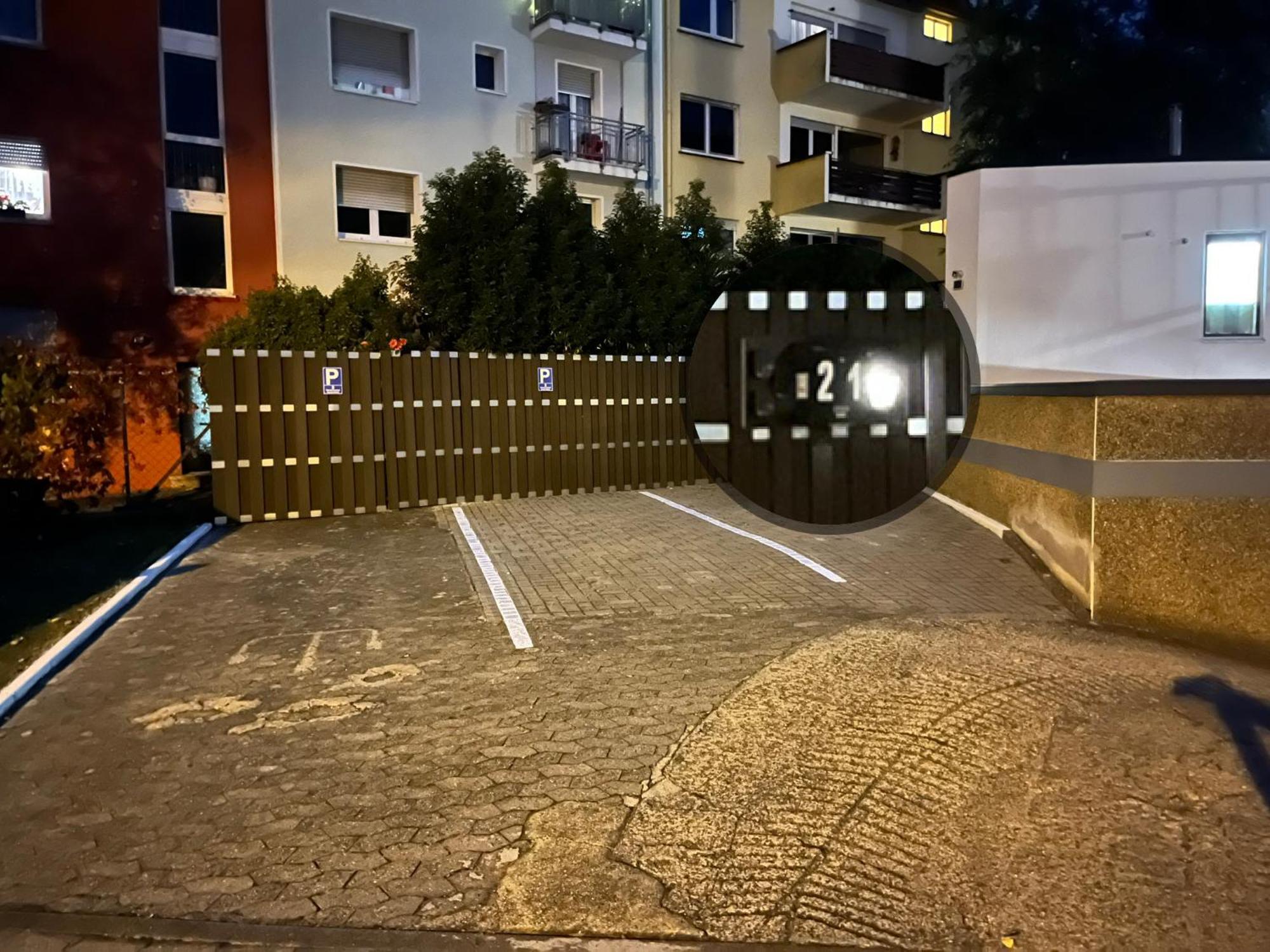 Living At Saarpartments -Adults Only- 2 Bedroom, Netflix - Business & Holiday Apartments For Long- And Short Term Stay, 3 Min To Train Station, Secure E-Bike Parking! Saarbrucken Bagian luar foto