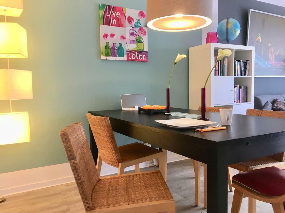 Living At Saarpartments -Adults Only- 2 Bedroom, Netflix - Business & Holiday Apartments For Long- And Short Term Stay, 3 Min To Train Station, Secure E-Bike Parking! Saarbrucken Bagian luar foto